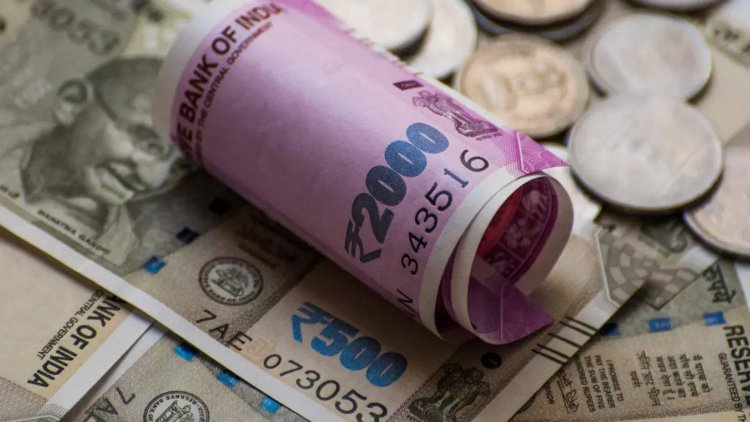 In early trading, the Indian rupee climbs 9 paise to 79.24 against the US dollar