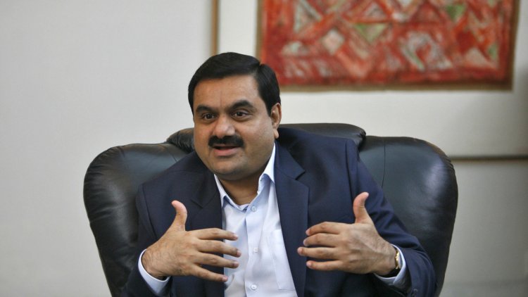 Targeting retail customers, Adani's fundraising permits discount pricing