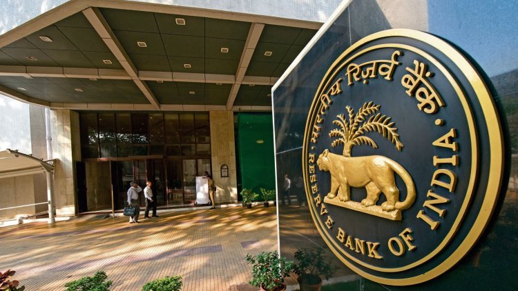 On December 2, RBI will hold a 14-day variable rate reverse repo auction.